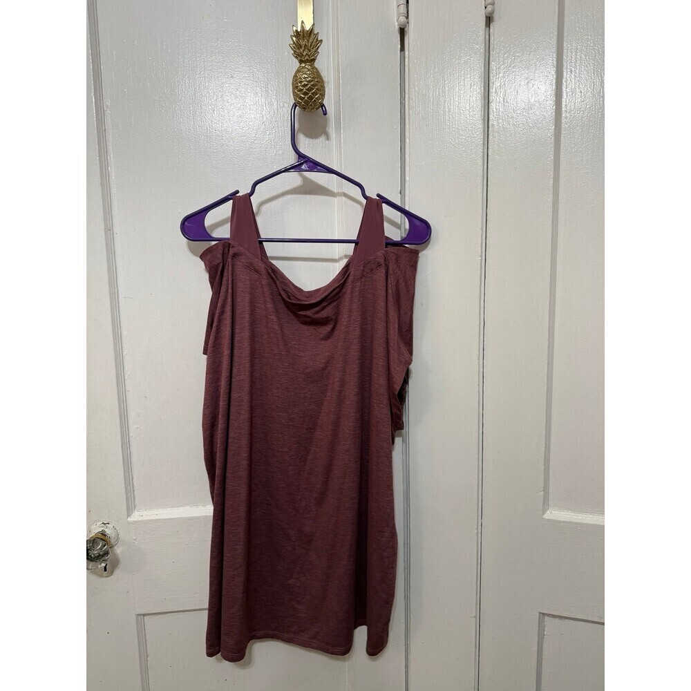 Columbia women’s size 2X – large short sleeve top